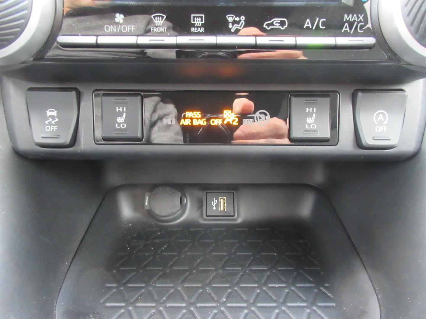 toyota RAV4 2023 - 35