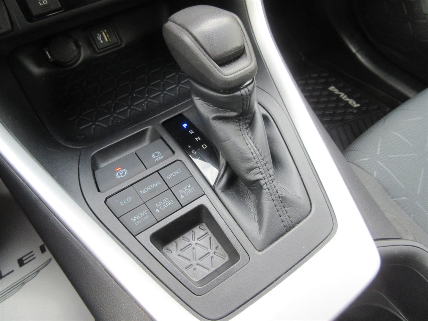 toyota RAV4 2023 - 37