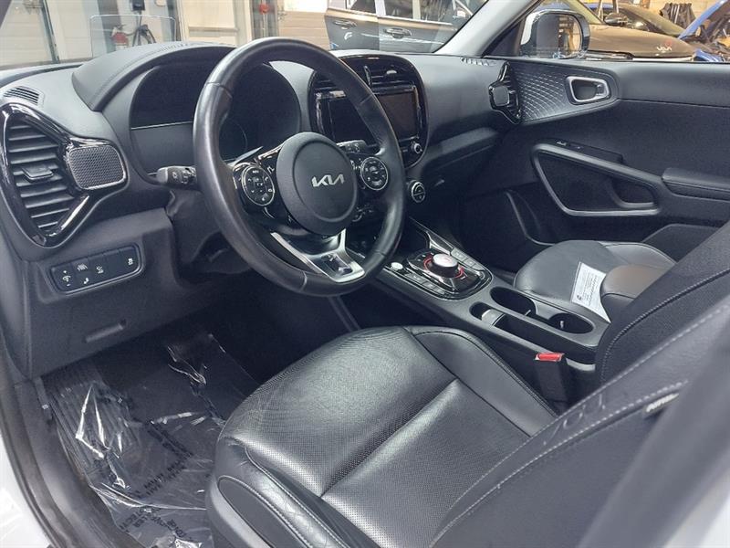 kia Soul EV 2022 - 14