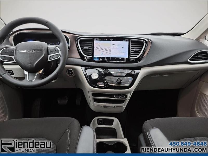 chrysler Grand Caravan 2024 - 8