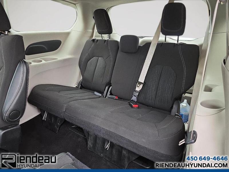 chrysler Grand Caravan 2024 - 12