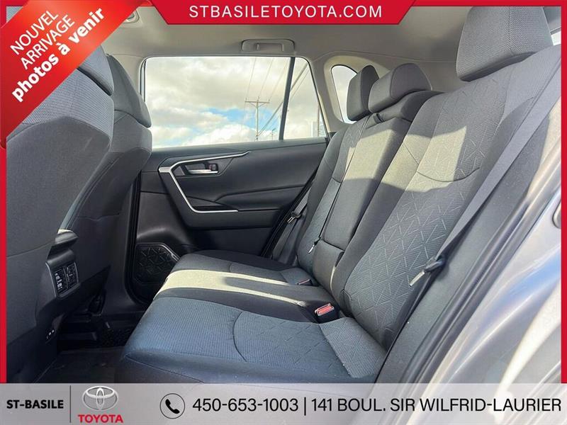 toyota RAV4 2023 - 9