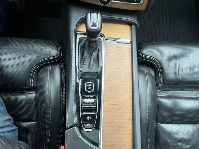 volvo XC90 2019 - 18