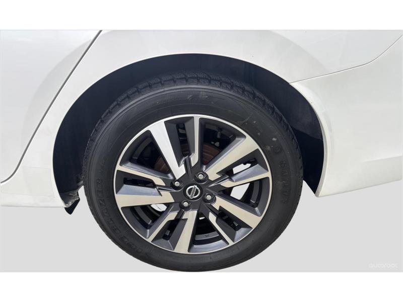 nissan Versa 2021 - 7