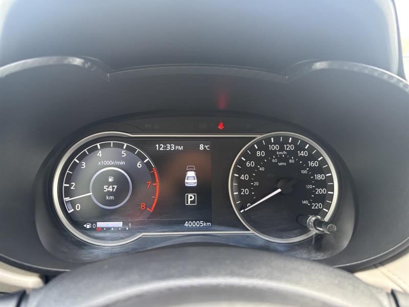 nissan Versa 2021 - 12