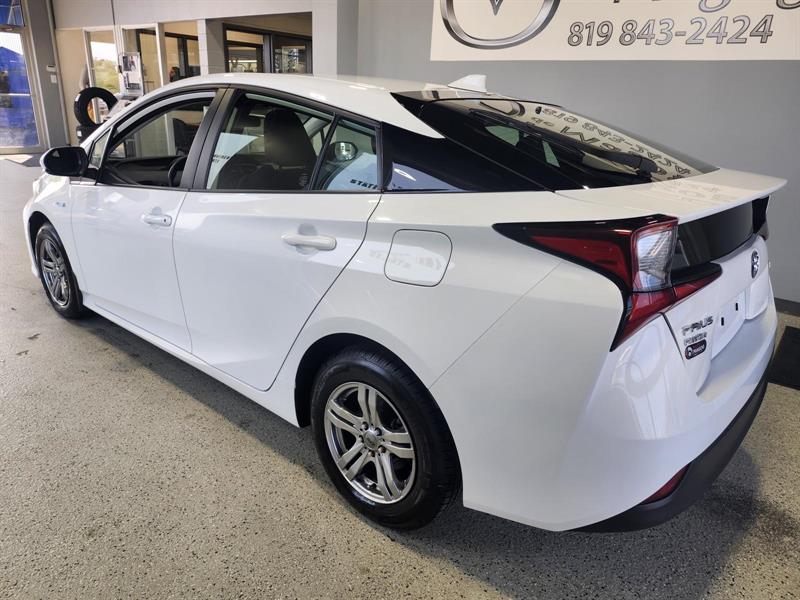 toyota Prius 2019 - 3
