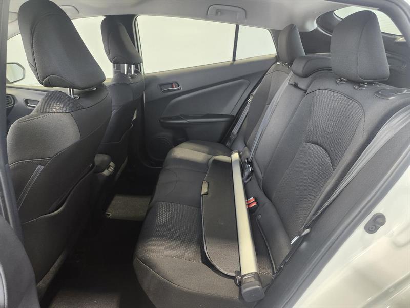 toyota Prius 2019 - 24