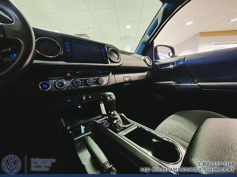 toyota Tacoma 2019 - 13