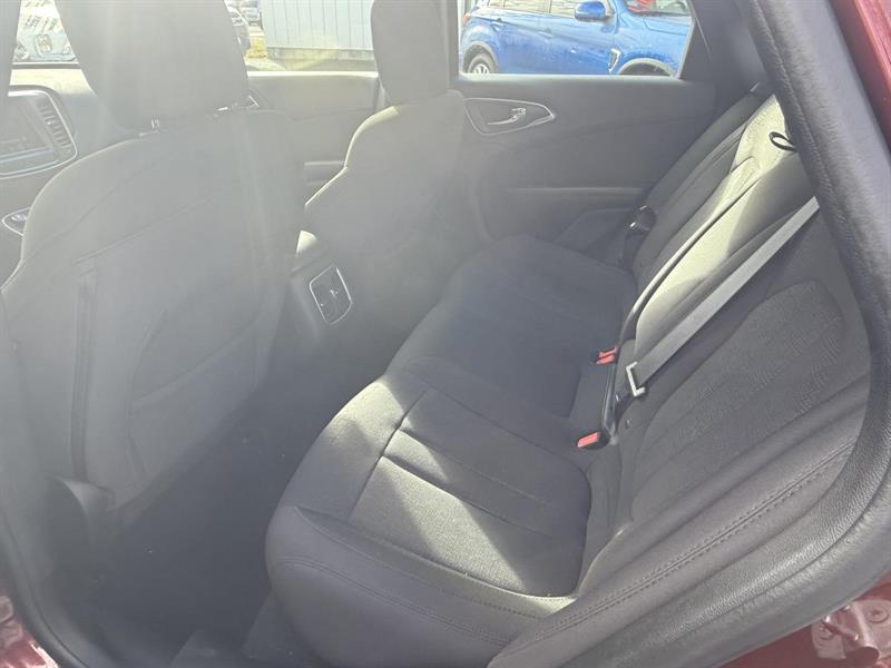 chrysler 200 2016 - 10