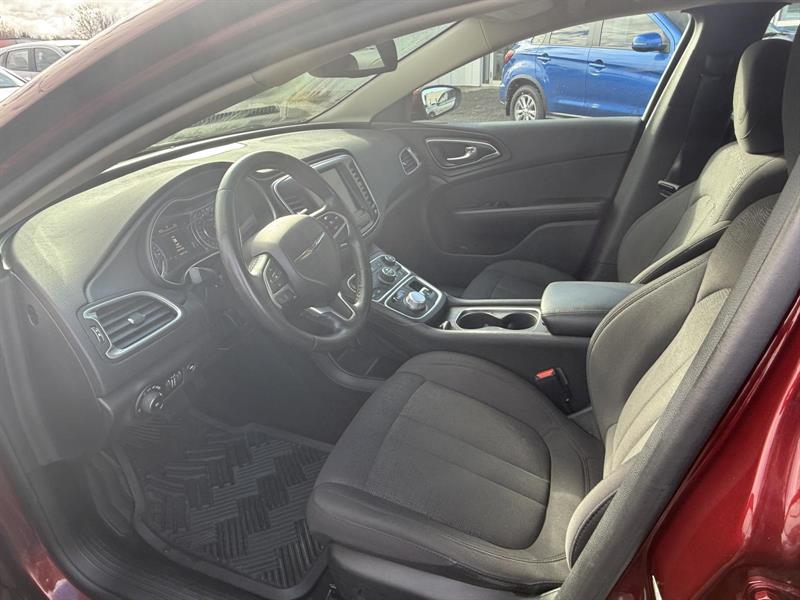 chrysler 200 2016 - 11