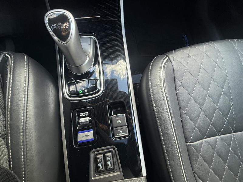 mitsubishi Outlander PHEV 2021 - 22