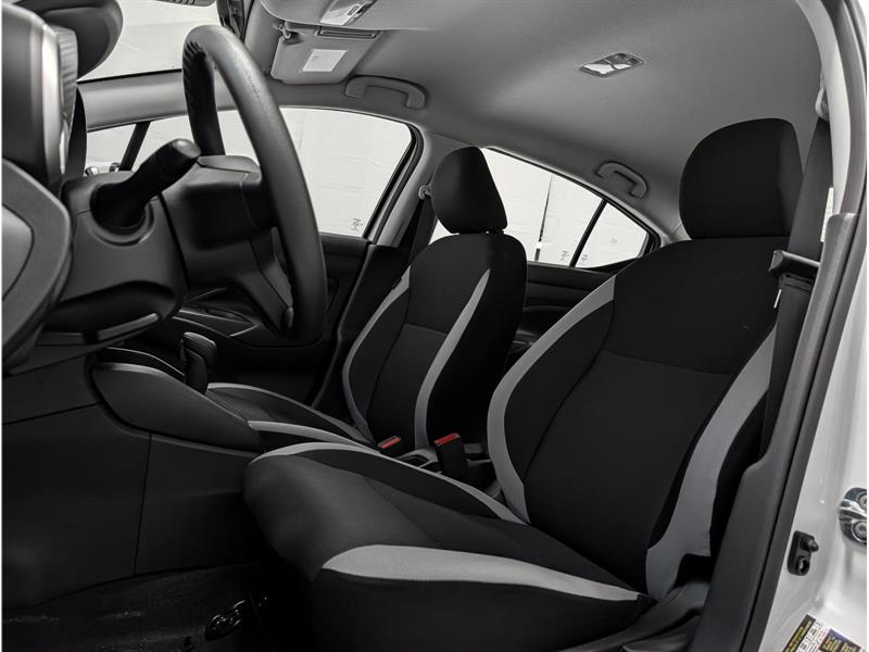 nissan Versa 2025 - 7