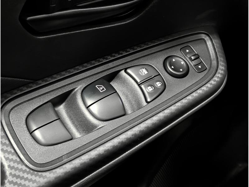 nissan Versa 2025 - 18