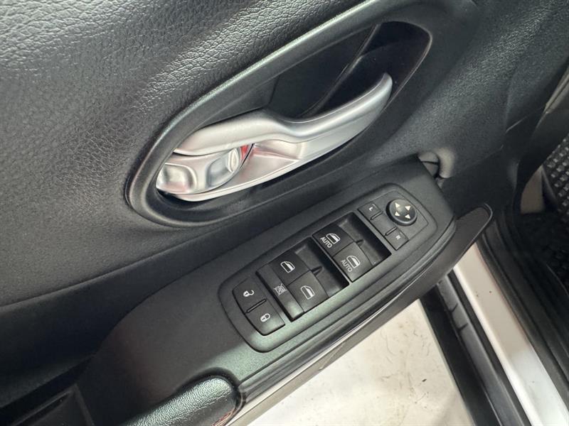 jeep Cherokee 2016 - 17