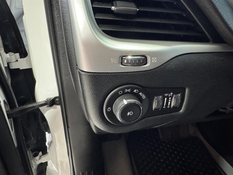 jeep Cherokee 2016 - 18