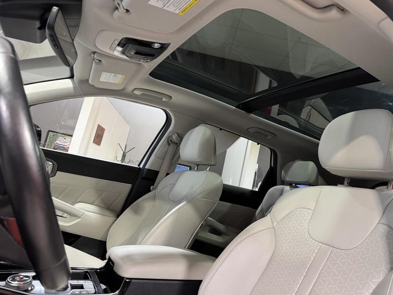 kia Sorento 2022 - 32