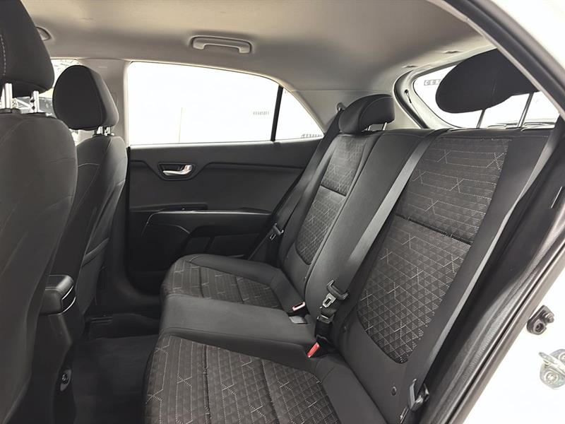 kia Rio 5-door 2022 - 8