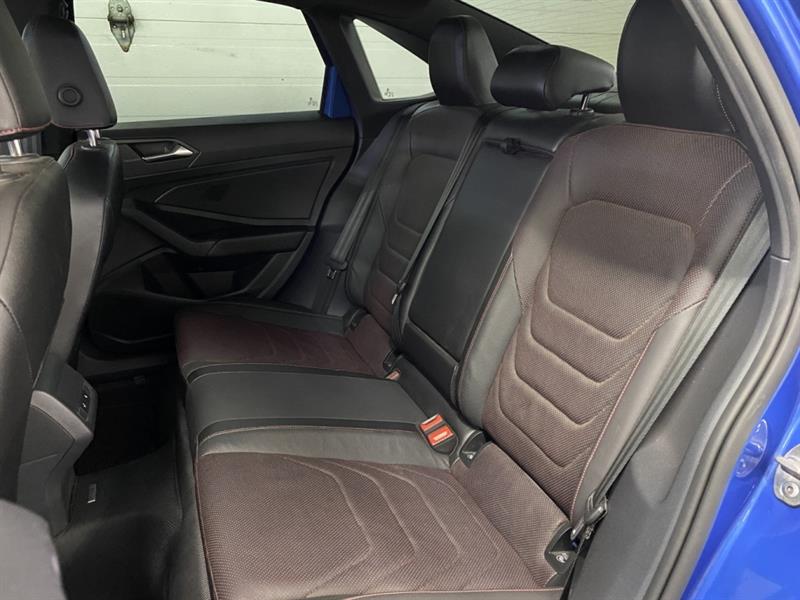 volkswagen Jetta GLI 2022 - 20