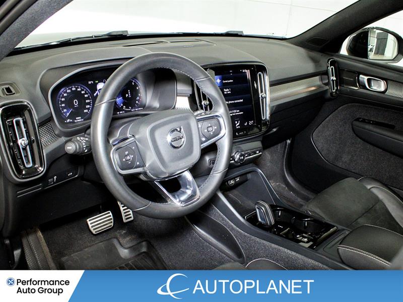 volvo XC40 2022 - 23