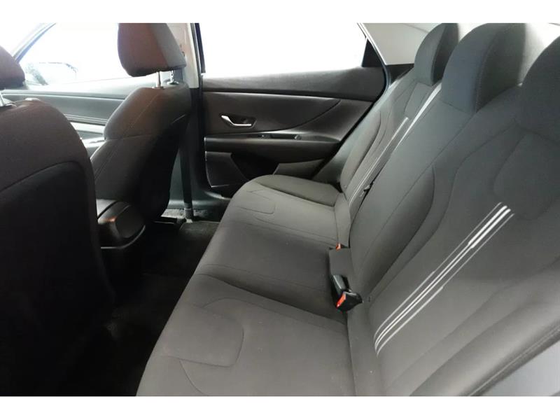 hyundai Elantra 2021 - 23