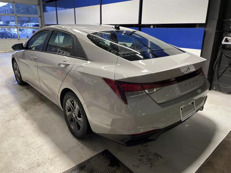 hyundai Elantra 2021 - 4