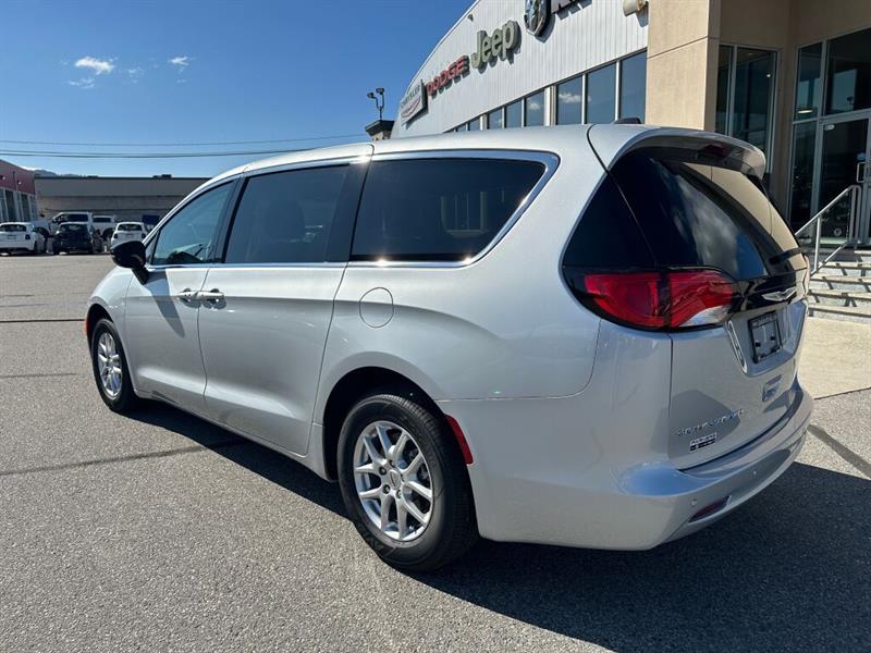 chrysler Grand Caravan 2024 - 4