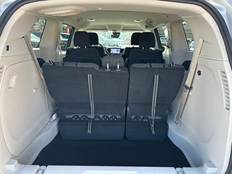 chrysler Grand Caravan 2024 - 14