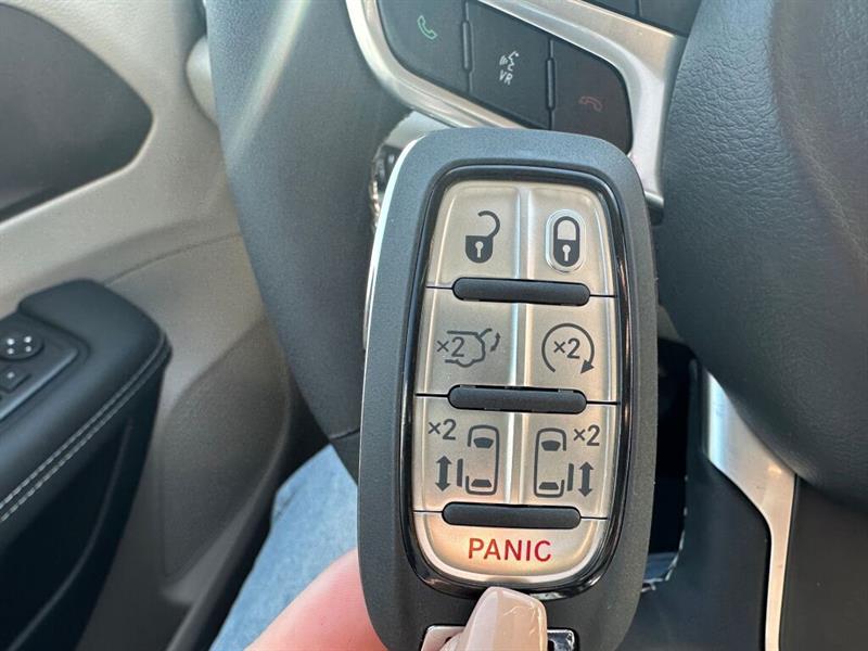 chrysler Grand Caravan 2024 - 27