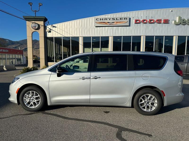 chrysler Grand Caravan 2024 - 3