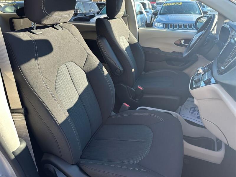 chrysler Grand Caravan 2024 - 11