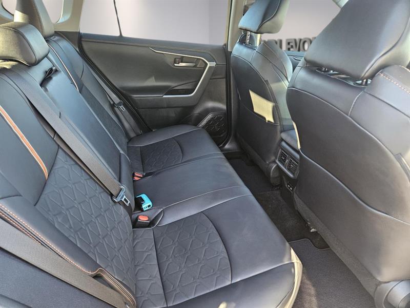 toyota RAV4 2023 - 12