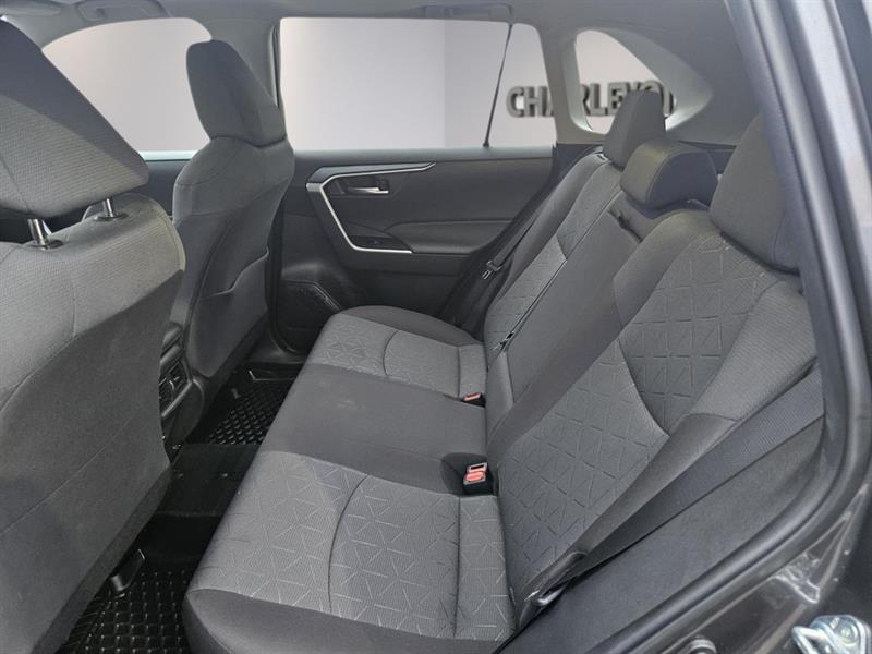 toyota RAV4 2022 - 12