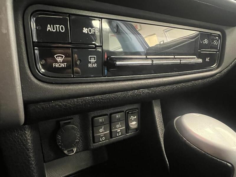 toyota Corolla 2017 - 18