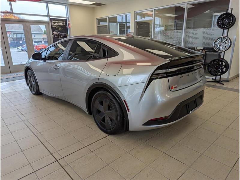 toyota Prius Prime 2023 - 8