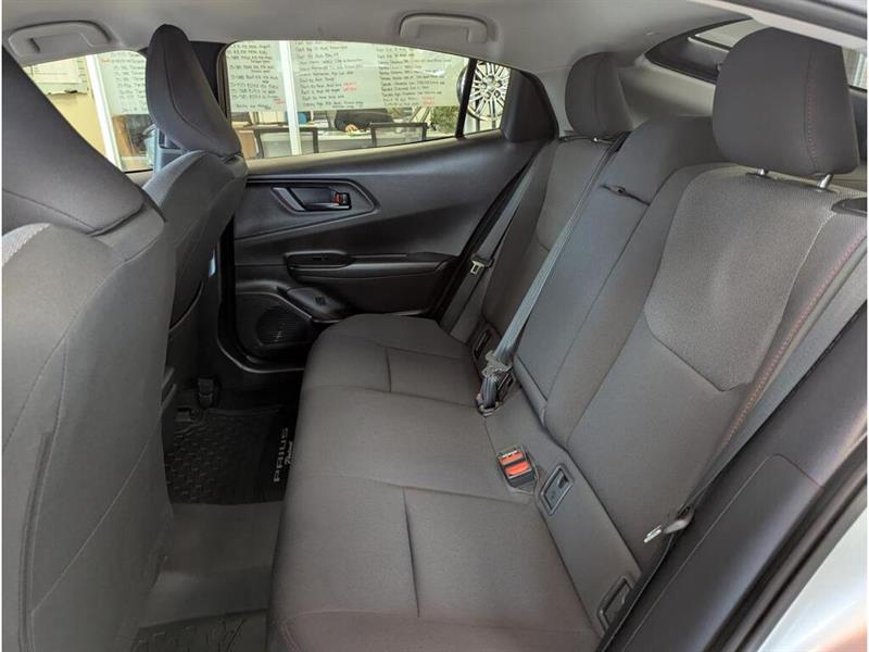 toyota Prius Prime 2023 - 12