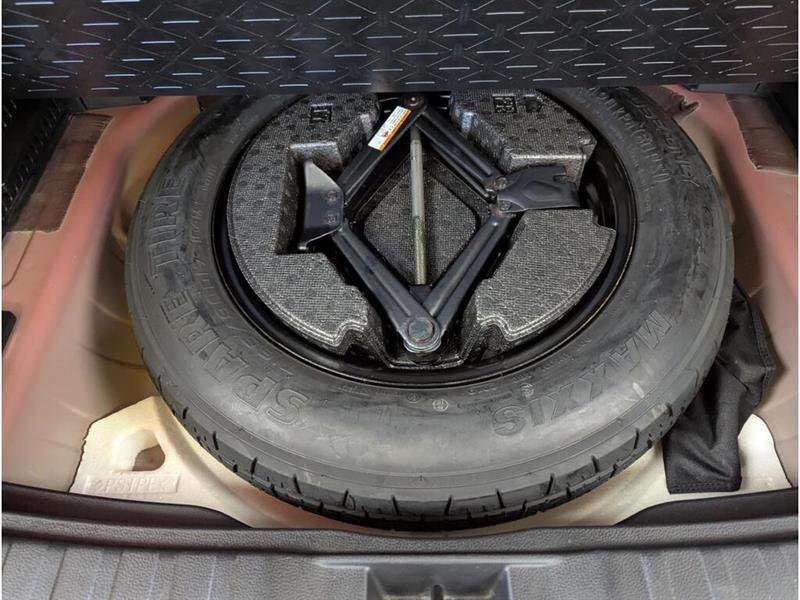 toyota RAV4 2019 - 29