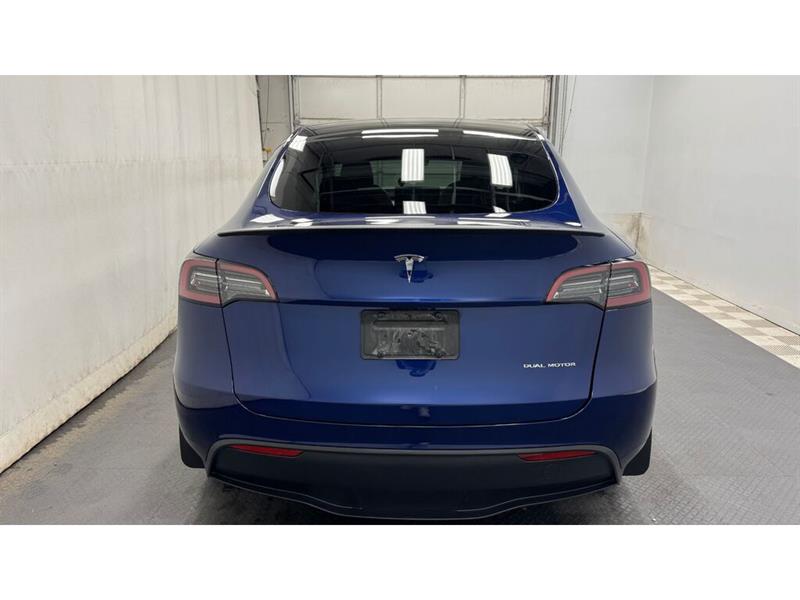 tesla Model Y 2024 - 6