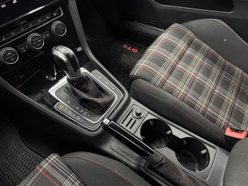 volkswagen Golf GTI 2019 - 25