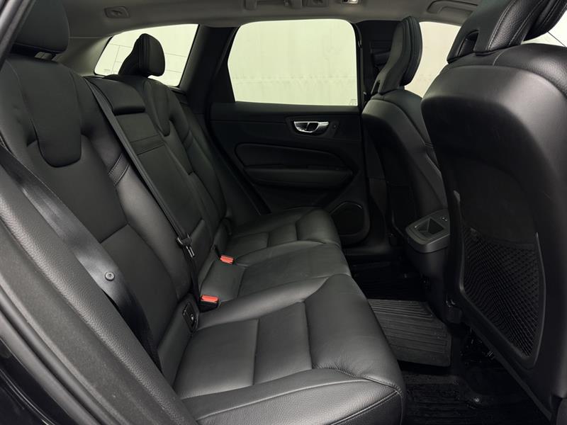 volvo XC60 2021 - 31