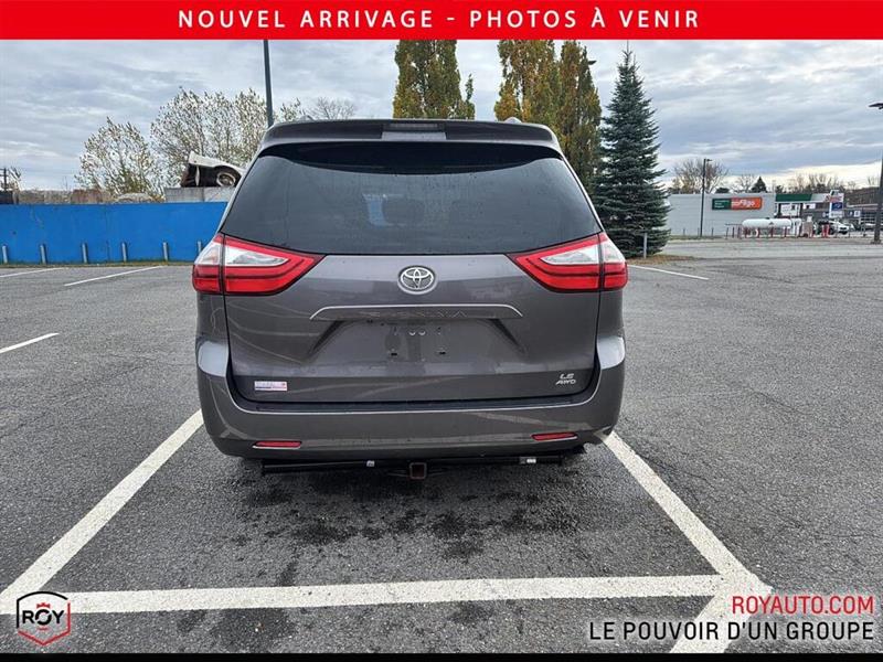 toyota Sienna 2015 - 2