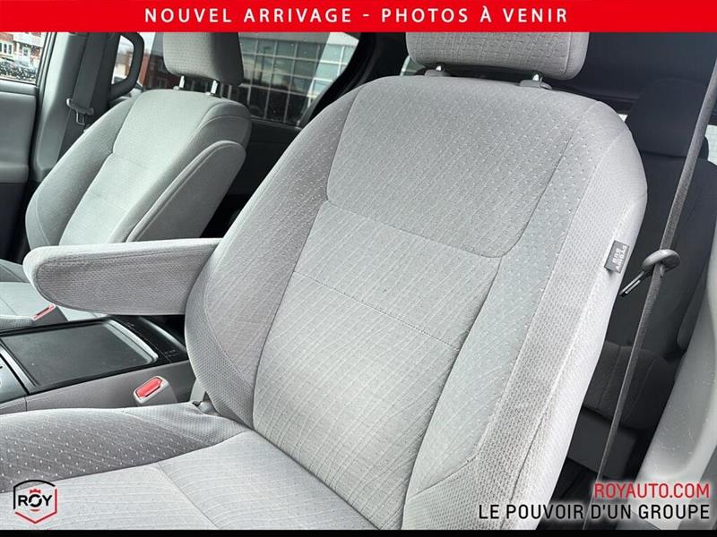 toyota Sienna 2015 - 3