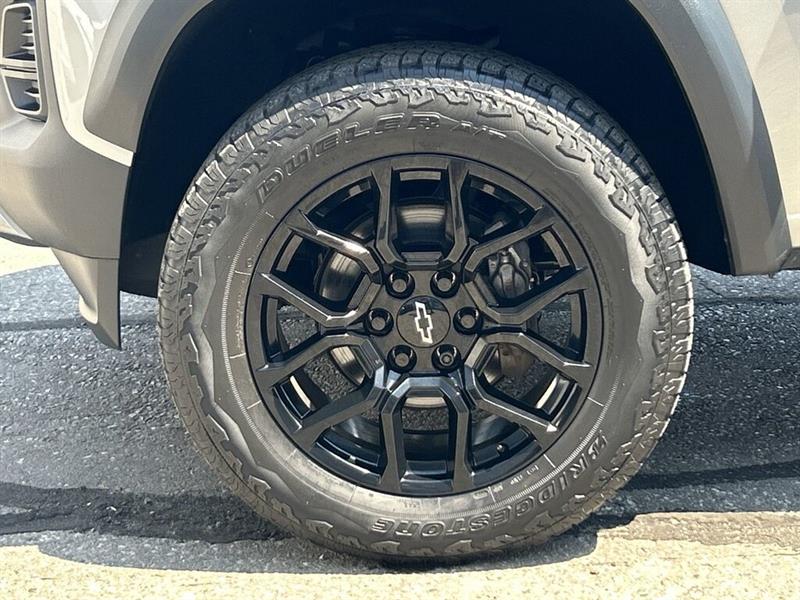 chevrolet Colorado 2023 - 18