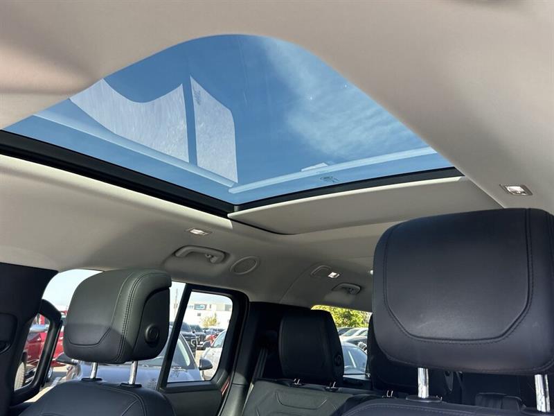 land rover Defender 2023 - 30