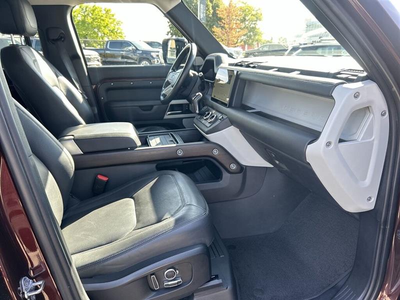 land rover Defender 2023 - 34