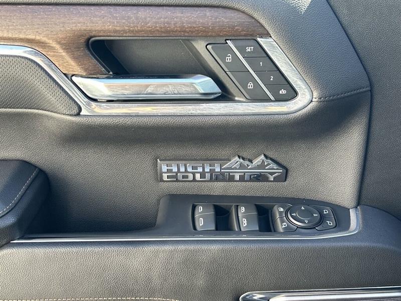 chevrolet Silverado 1500 2023 - 21