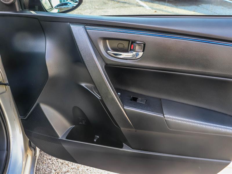 toyota Corolla 2018 - 22