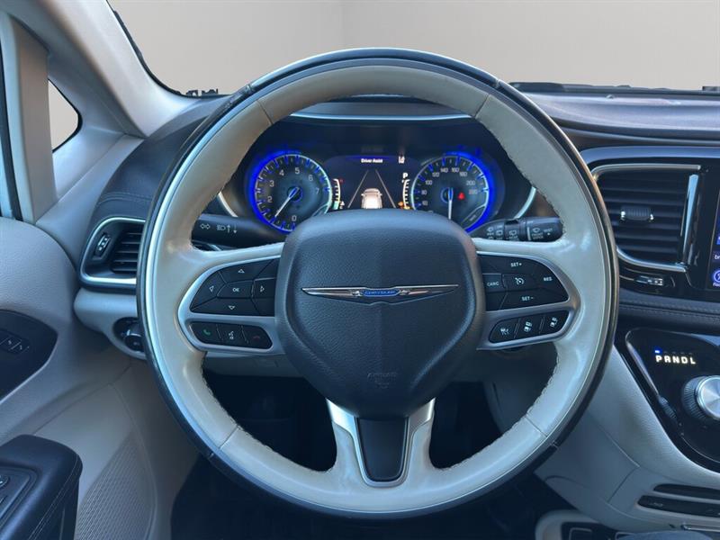 chrysler Pacifica 2017 - 14