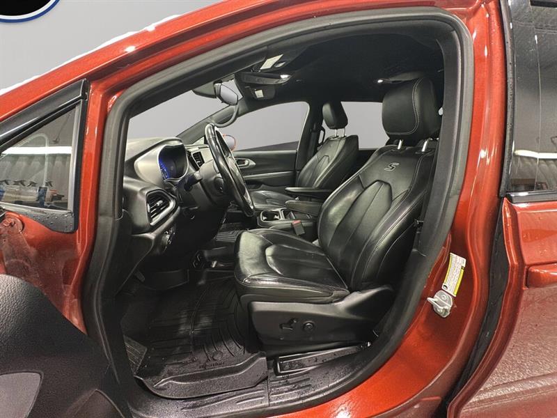 chrysler Pacifica 2018 - 15