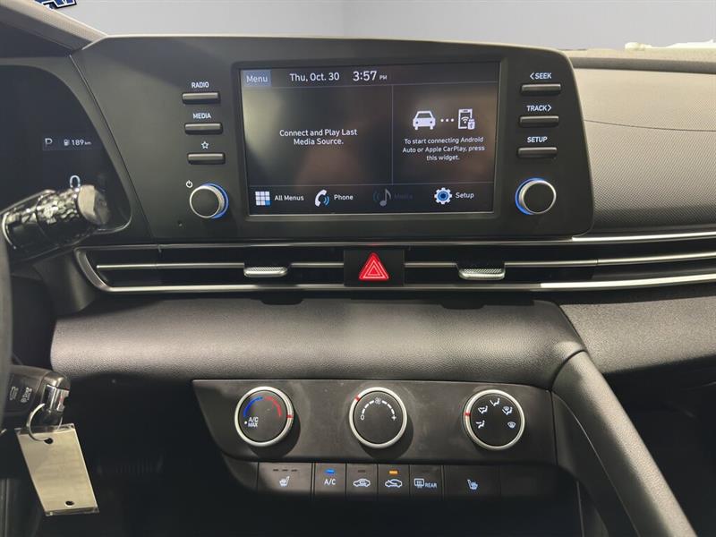 hyundai Elantra 2023 - 17