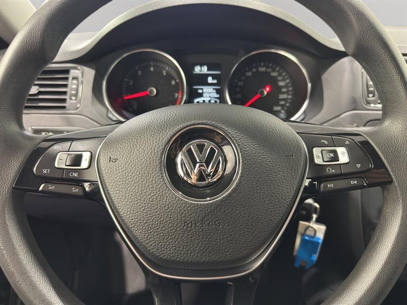 volkswagen Jetta Sedan 2017 - 19